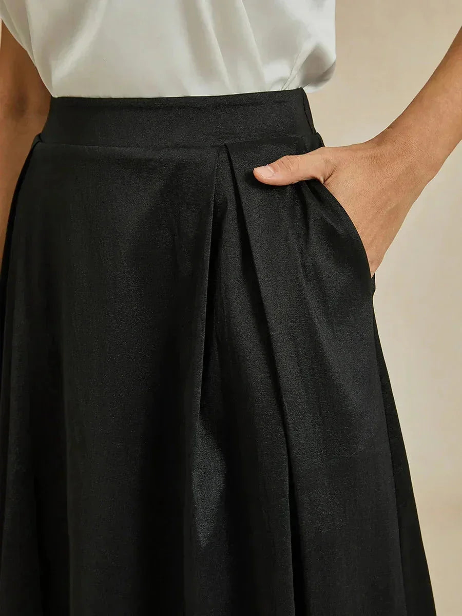 Shiny Taffeta Full Skirt with Flowing Volume