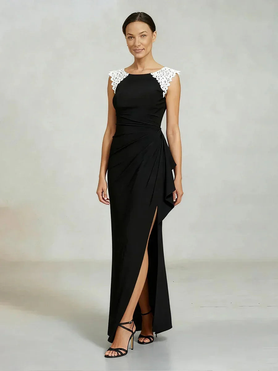 Ärmelloses Kleid aus mattem Satin mit Spitzendetails