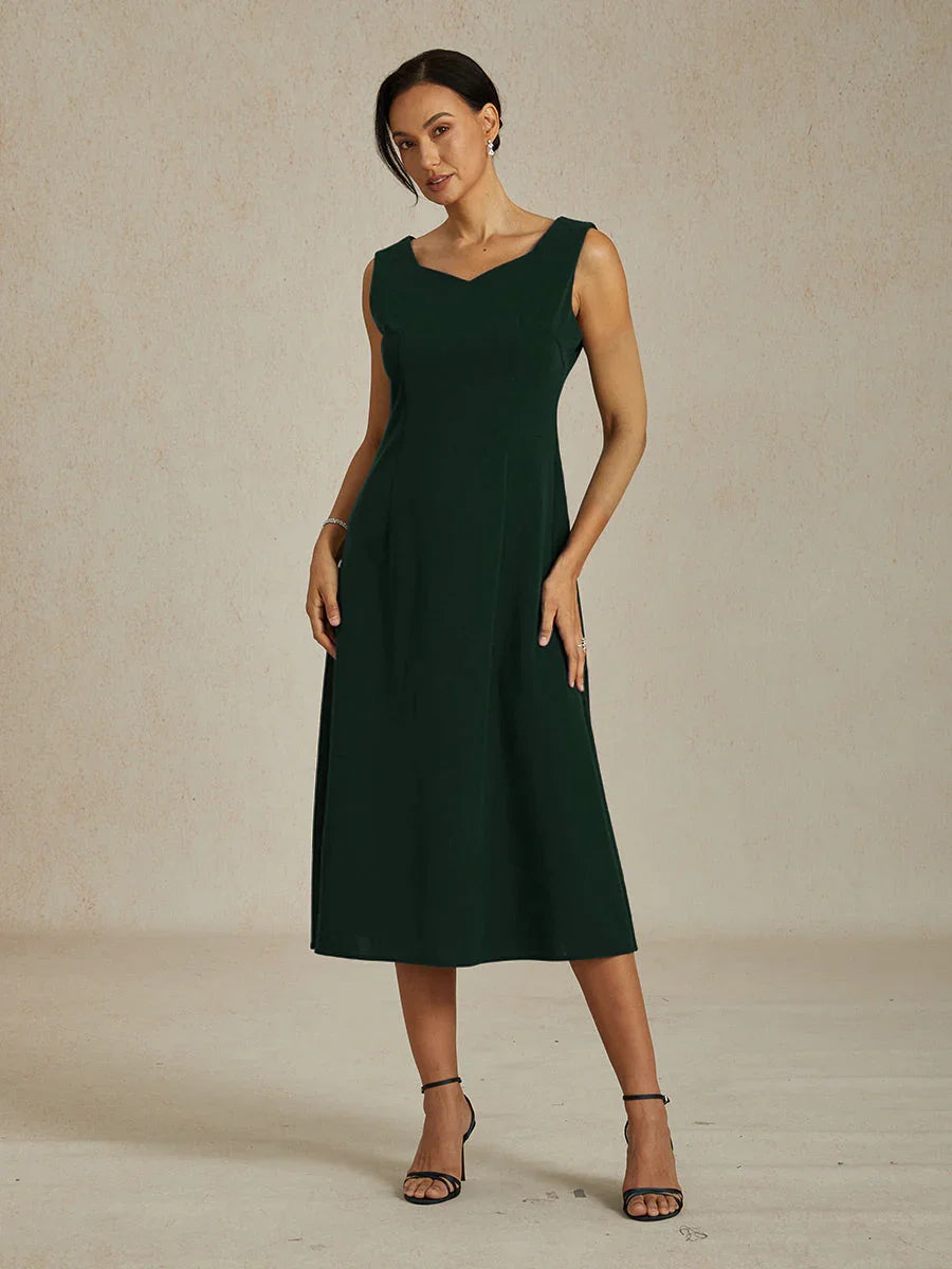 Ärmelloses Etui-Midikleid