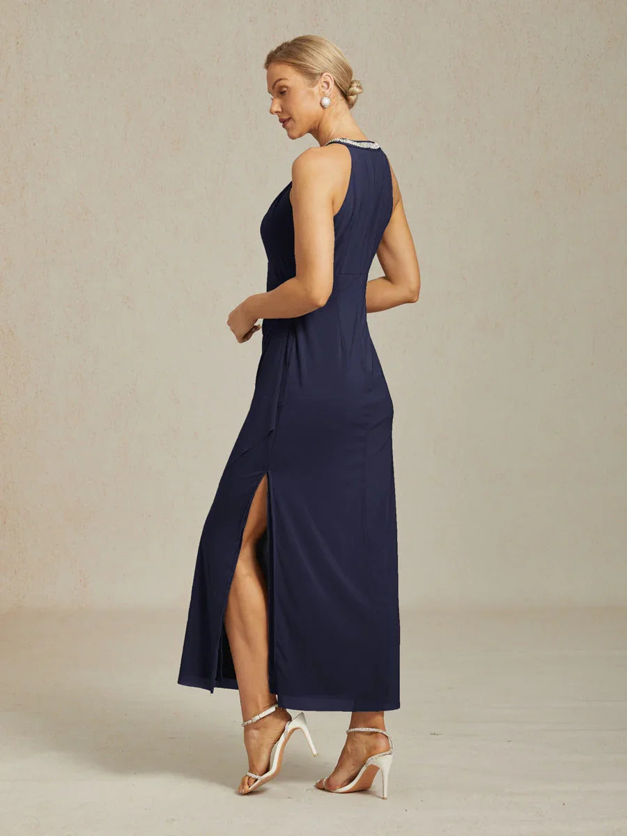 Elegantes Neckholder-Maxikleid mit Perlen und Rüschendetail