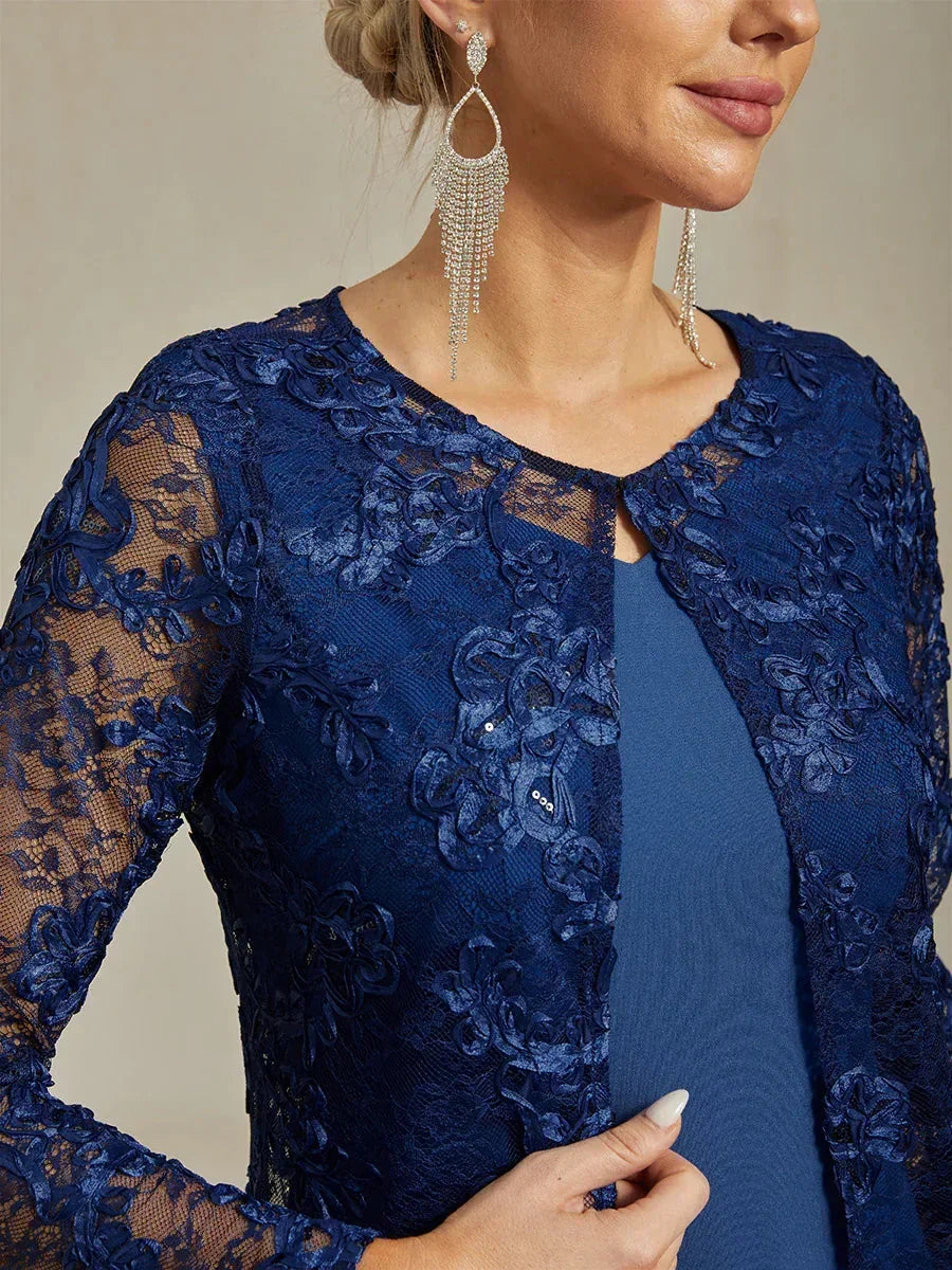 Lange Jacke aus Rosettenspitze mit Paillettendetail