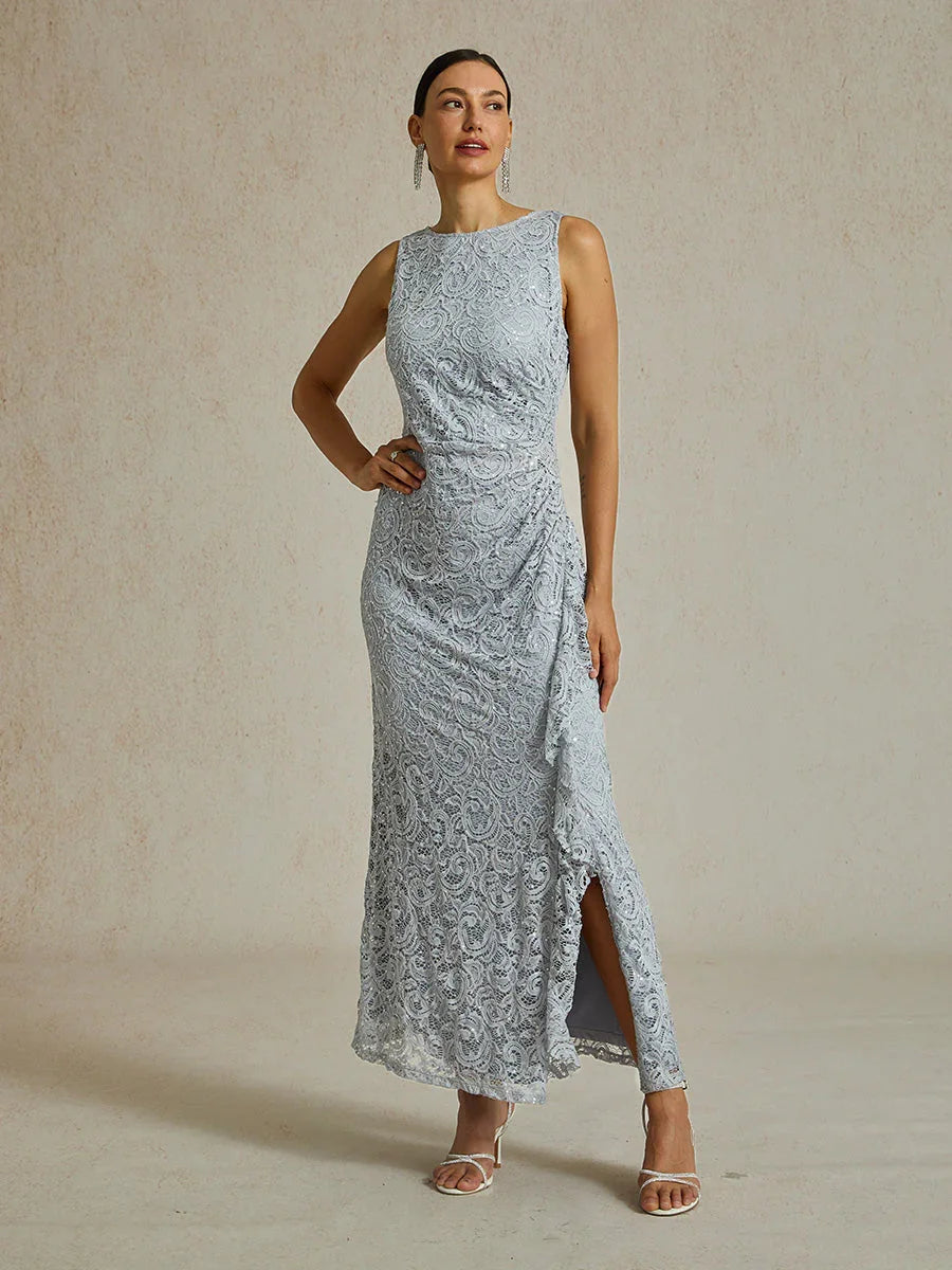 Robe longue en dentelle à sequins et volants