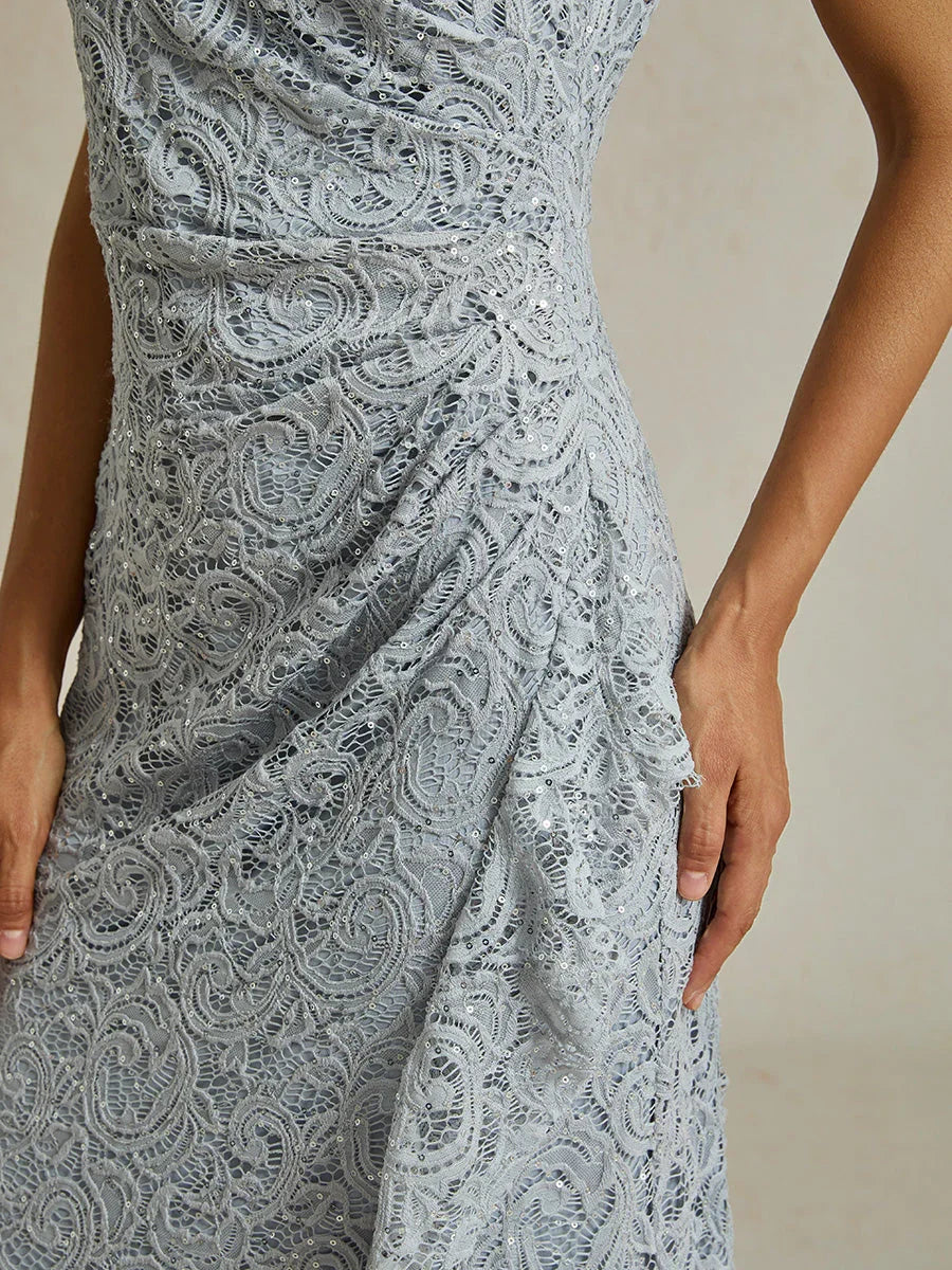 Robe longue en dentelle à sequins et volants