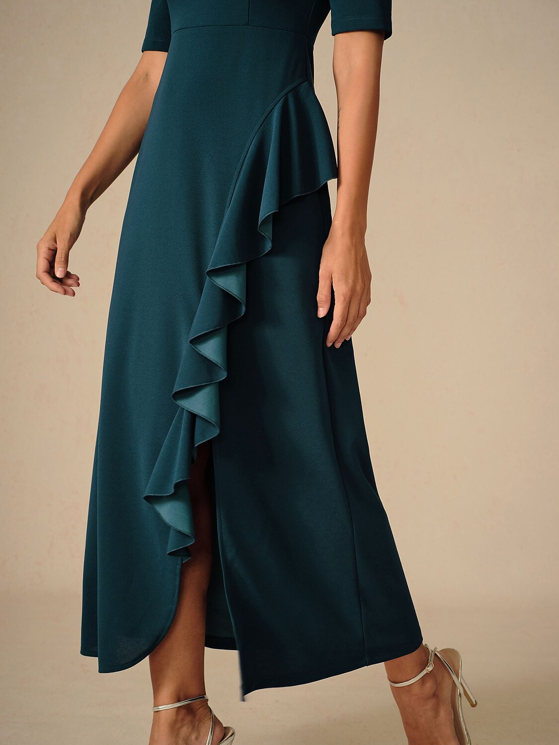 Elegant Ruffle Maxi Dress