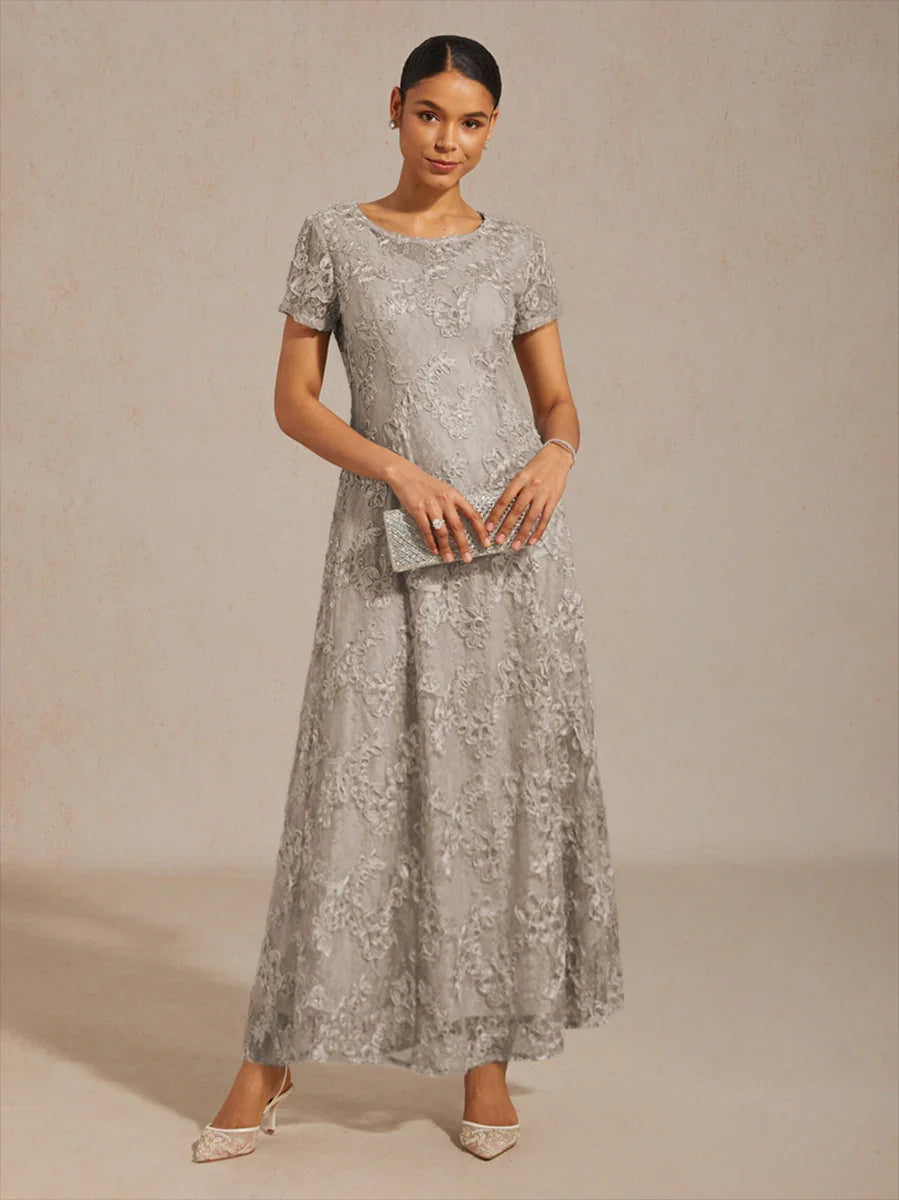 A-Linien-Kleid aus Rosettenspitze mit Paillettenverzierung