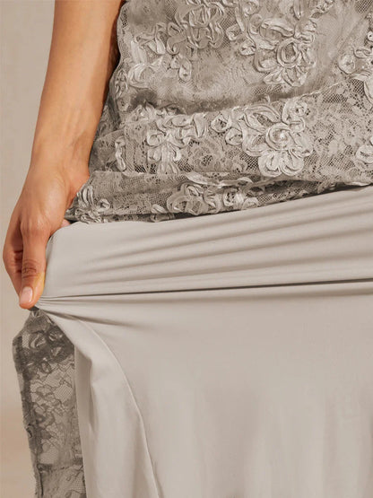 A-Linien-Kleid aus Rosettenspitze mit Paillettenverzierung