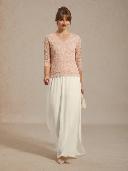 Feminine V-Neck Stretch Lace Top with Scalloped Hem