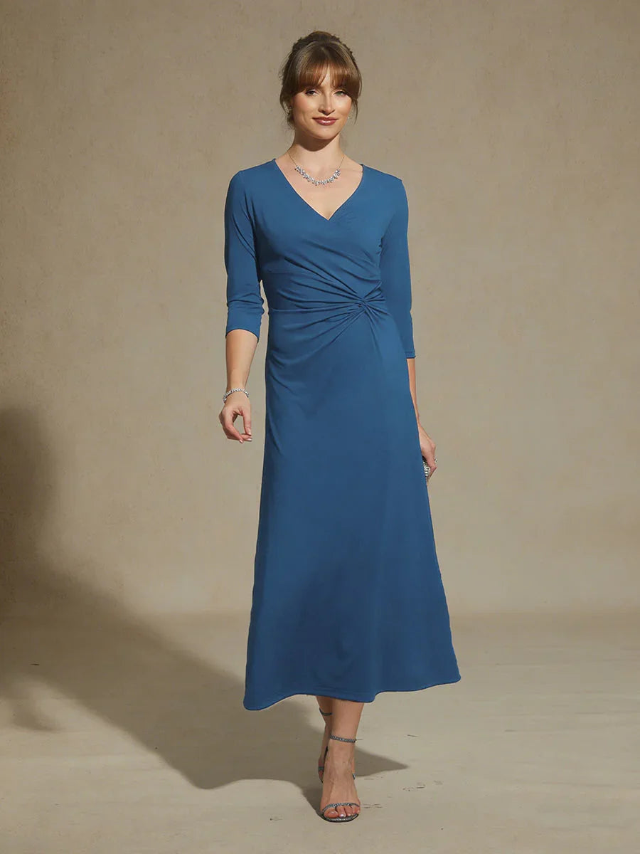 Black V-Neck A-Line Knit Dress with Waist Twist Design