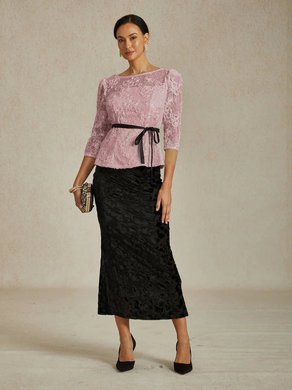 Dreiviertelärmelige Bluse mit Rosettenspitze und Paillettenbesatz