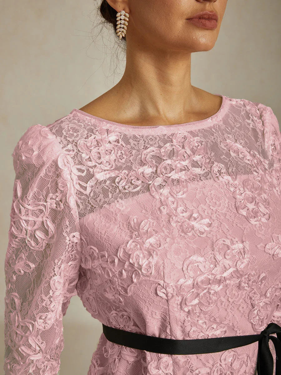 Dreiviertelärmelige Bluse mit Rosettenspitze und Paillettenbesatz
