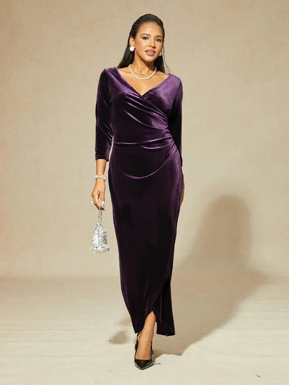 Langes Abendkleid aus Stretch-Samt mit 3/4-Ärmeln
