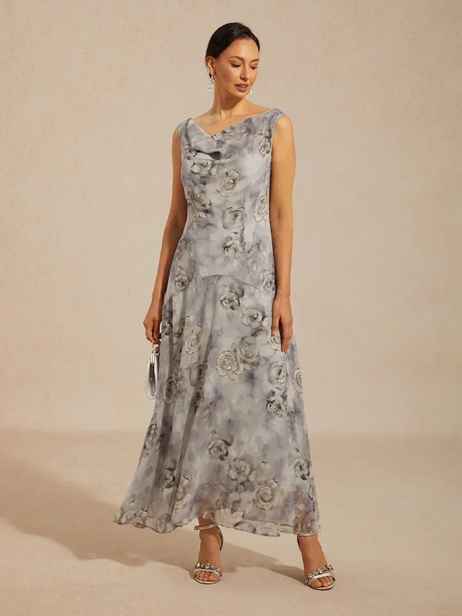 Robe longue à col bénitier et ourlet à volants