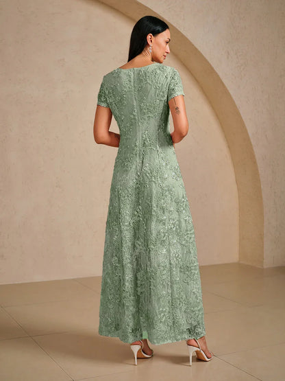 Robe trapèze en dentelle rosette ornée de paillettes