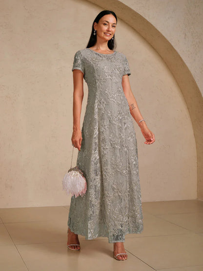 Robe trapèze en dentelle rosette ornée de paillettes