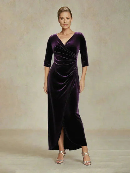 Langes Abendkleid aus Stretch-Samt mit 3/4-Ärmeln