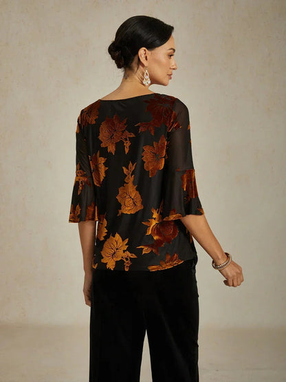Elegante, florale Samtbluse mit asymmetrischem Saum