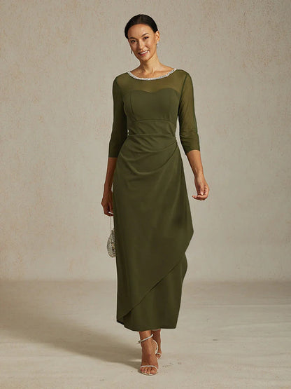 Elegantes Abendkleid mit Perlen und Illusionsausschnitt