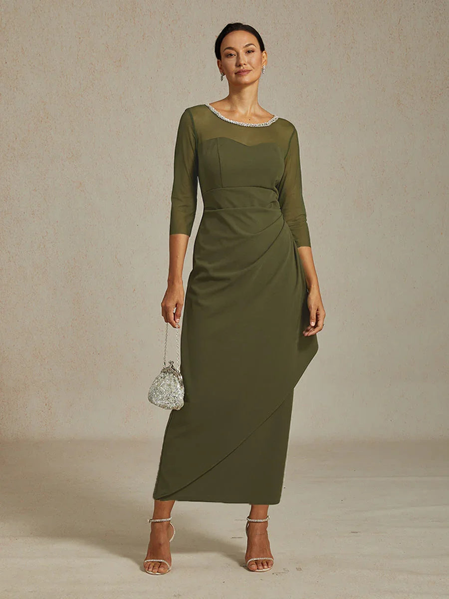 Elegantes Abendkleid mit Perlen und Illusionsausschnitt