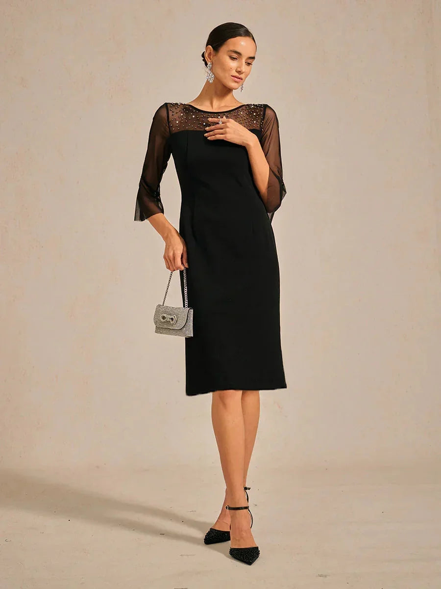 Elegantes Etui-Cocktailkleid mit verziertem Illusionsnetz-Ausschnitt