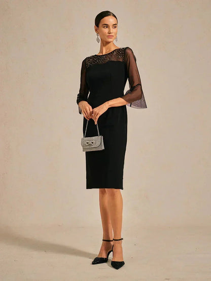 Elegantes Etui-Cocktailkleid mit verziertem Illusionsnetz-Ausschnitt