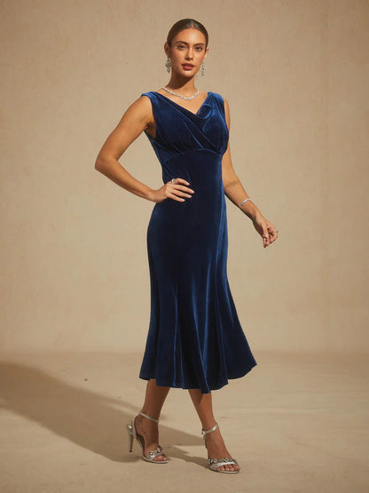 High-Stretch Velvet Sleeveless Midi Dress with Scoop Neck