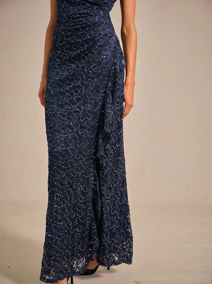 Maxikleid aus Spitze mit Pailletten und Rüschendetail