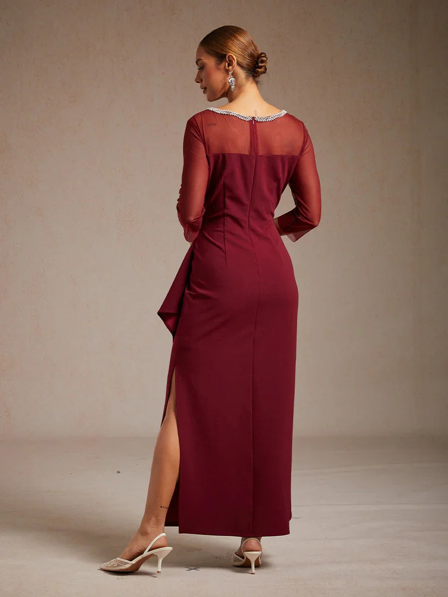 Elegantes Abendkleid mit Perlen und Illusionsausschnitt
