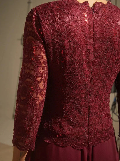 Elegant Lace and Chiffon Tea-Length Dress