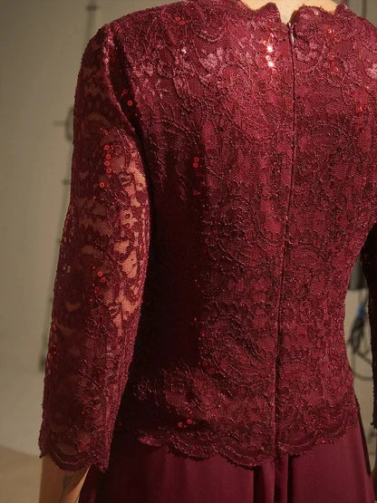 Elegant Lace and Chiffon Tea-Length Dress