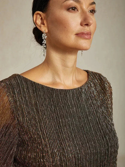 Asymmetrische Lagenbluse aus metallisch schimmerndem, plissiertem Chiffon