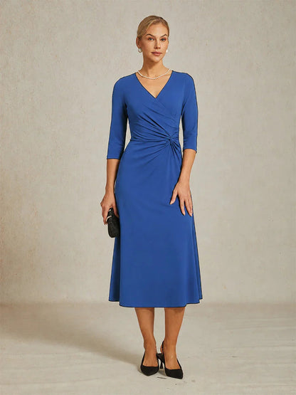 Black V-Neck A-Line Knit Dress with Waist Twist Design