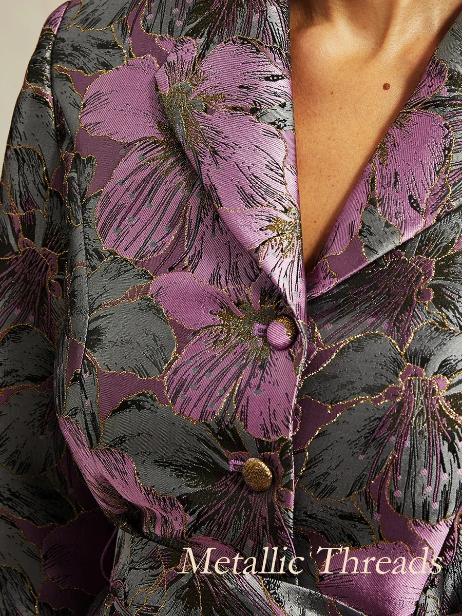 Dreiviertelärmelige Bluse mit floralem Jacquardmuster und Bindegürtel