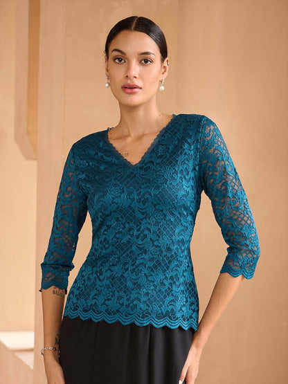Feminine V-Neck Stretch Lace Top with Scalloped Hem