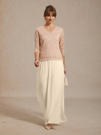 Feminine V-Neck Stretch Lace Top with Scalloped Hem