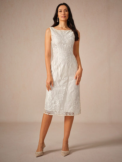 Embroidery Lace Boat Neck Sleeveless Dress