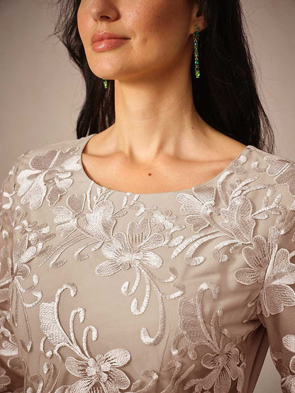Ruffle Ruched Lace Maxi Dress