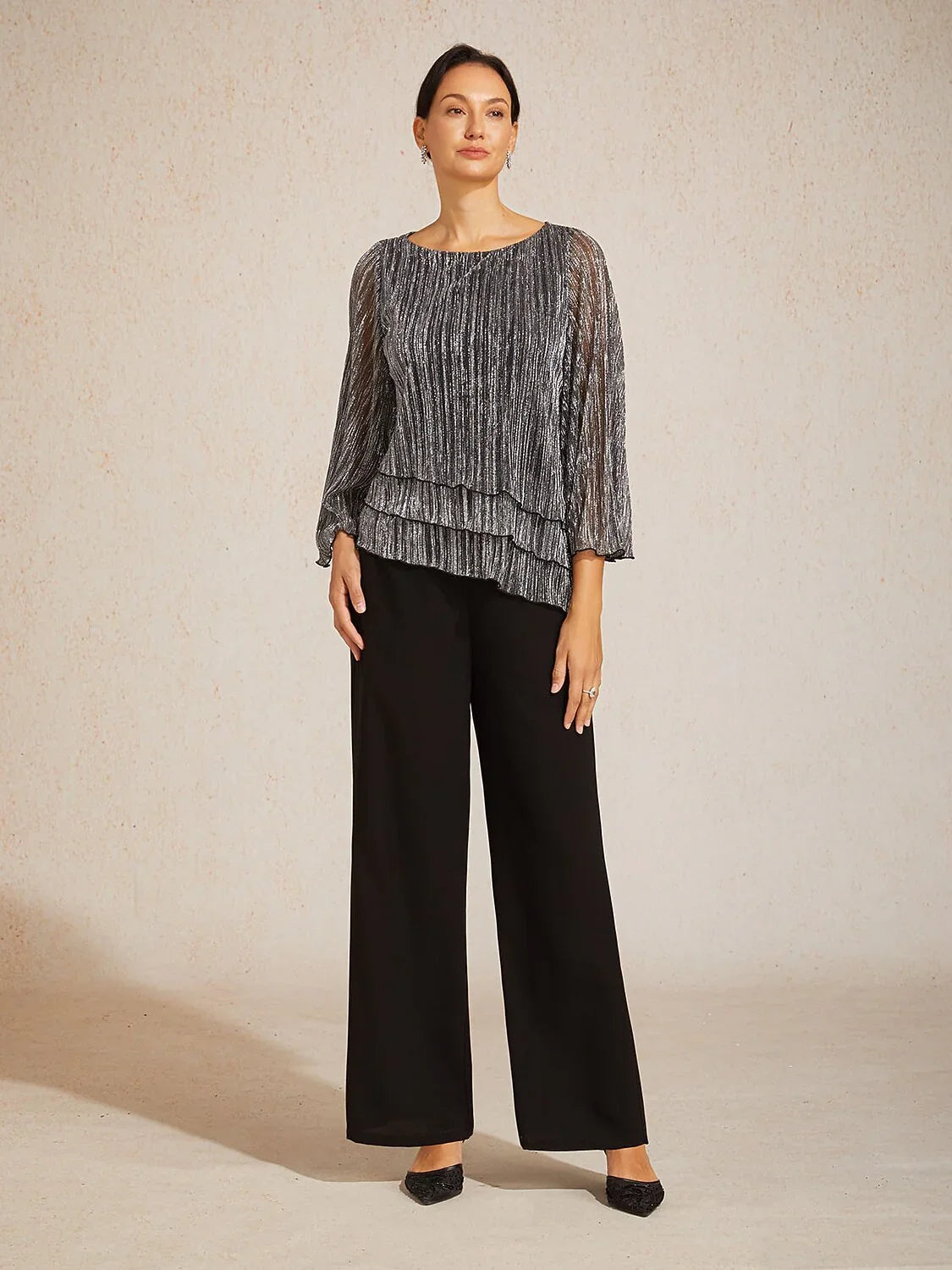 Weite Hose mit mittelhohem Bund und Taschen