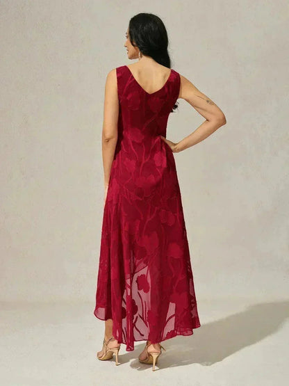 Abendkleid aus Chiffon mit Blumenmuster und asymmetrischem Saum