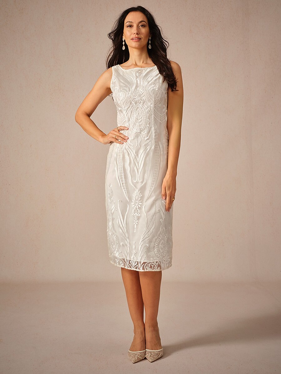 Embroidery Lace Boat Neck Sleeveless Dress